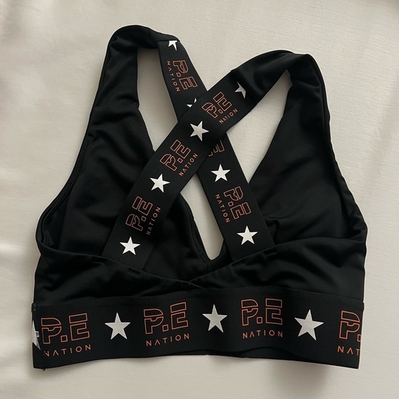 P.E Nation x H&M Padded Sports Bra - Picture 3 of 6